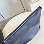 Louis Vuitton Vagabond Hobo M28392 soft tanned leather shoulder bag with an adjustable woven strap, padlock, and LV Blason jacquard lining