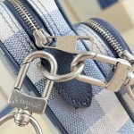  Louis Vuitton Nil M28606 Damoflage coated canvas crossbody bag with camouflage Damier pattern, detachable top handle, and adjustable wide strap