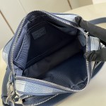  Louis Vuitton Nil M28606 Damoflage coated canvas crossbody bag with camouflage Damier pattern, detachable top handle, and adjustable wide strap