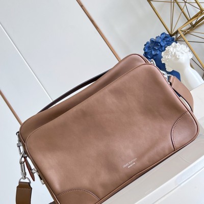 Louis Vuitton - Nil M27999 Small & Large Soft Leather Bag