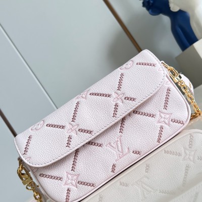Louis Vuitton - Wallet On Chain Ivy M29502 Monogram Empreinte Couture Leather Bag