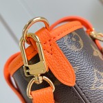 Louis Vuitton Neverfull Inside Out BB cream and red leather replica handbag with heart embroidery and removable zippered pouch