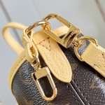 Louis Vuitton Neverfull Inside Out BB cream and red leather replica handbag with heart embroidery and removable zippered pouch