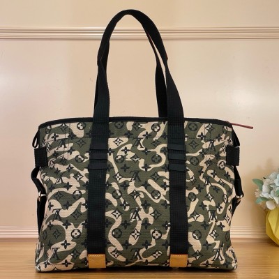 Louis Vuitton - LV × Takashi Murakami Tote M95783 Camo Monogram Bag