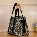 Louis Vuitton-style Takashi Murakami M95783 camouflage Monogram tote bag with spacious interior