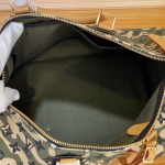 Louis Vuitton-style Keepall Bandoulière 35 M95773 and Keepall 55 M95774 vintage camouflage travel bags