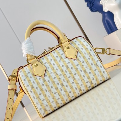 Louis Vuitton - Speedy P9 Bandoulière 30 M26180 Black Studded Leather Replica Handbag