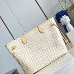  Louis Vuitton LV Stamp Neverfull MM M28457 mini Monogram canvas tote bag with LV Circle charm