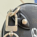 Louis Vuitton Speedy P9 Bandoulière 30 M26175 Nigo graffiti Monogram leather handbag