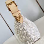 Louis Vuitton Pochette Hills M29879 Monogram Emblème jacquard handbag with cowhide leather trim