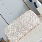  Louis Vuitton Neverfull MM M2A381 Monogram Emblème jacquard canvas tote bag with cowhide leather trim