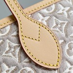  Louis Vuitton Neverfull MM M2A381 Monogram Emblème jacquard canvas tote bag with cowhide leather trim