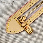  Louis Vuitton Neverfull MM M2A381 Monogram Emblème jacquard canvas tote bag with cowhide leather trim